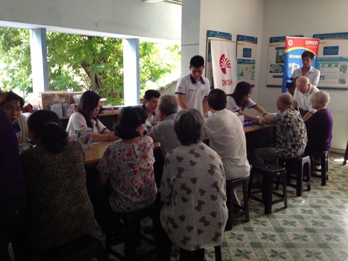 Hưởng ứng ngày thế giới phòng chống tăng huyết áp 17-05-2013 8