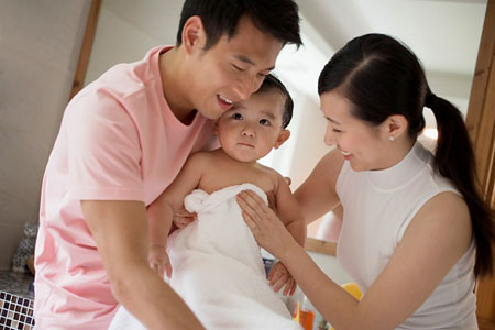 Điều trị hen phế quản cho trẻ, vai trò của gia đình là rất quan trọng 1 Điều trị hen phế quản cho trẻ, vai trò của gia đình là rất quan trọng 1