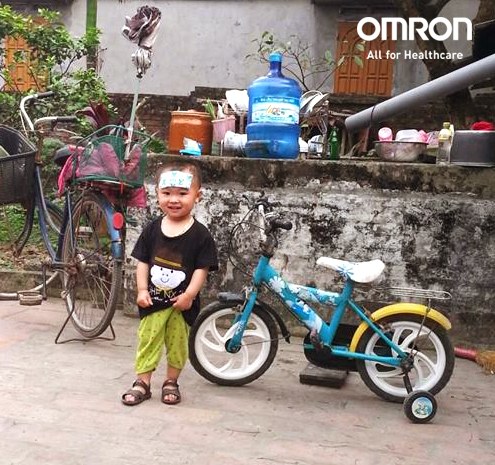Bài viết chia sẻ của mẹ Tuyet Hoang khi sử dụng nhiệt kế điện tử Omron MC-246 1