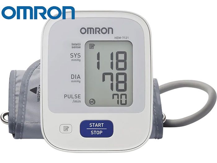 Hãng sản xuất nào sản xuất máy đo huyết áp Omron 7121?
