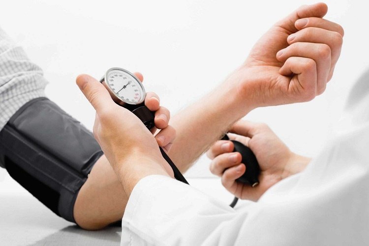 Khi nào bệnh nhân huyết áp thấp cần đi khám bác sĩ? 1