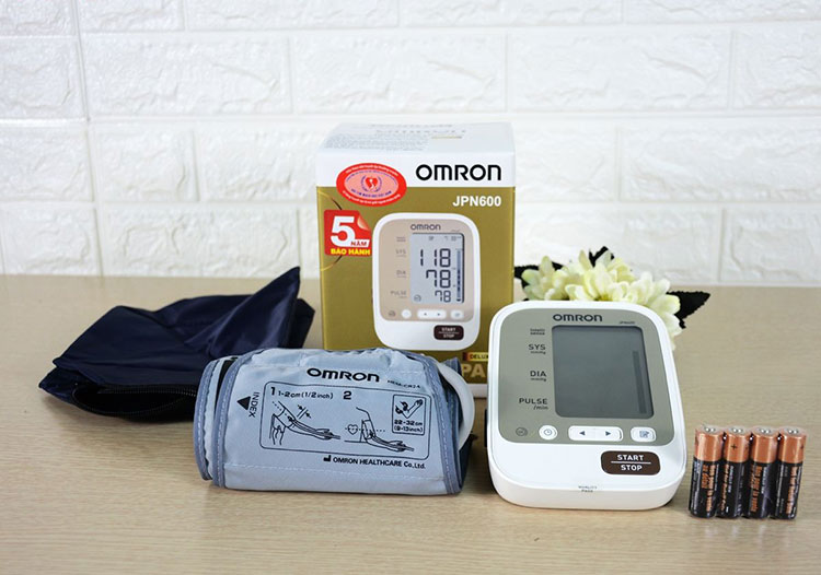 Hình ảnh về máy đo huyết áp Omron JPN600 1
