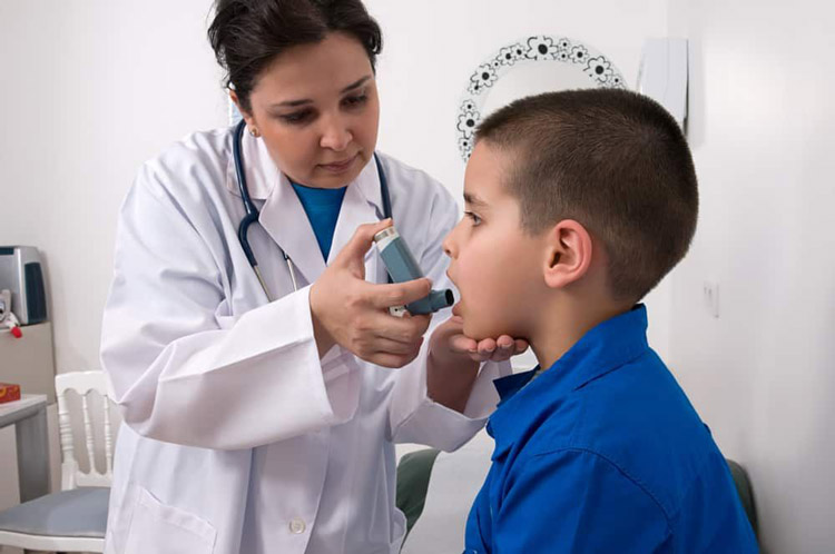 2. Hen suyễn: Bệnh đường hô hấp dưới ở trẻ cần chữa trị sớm 1